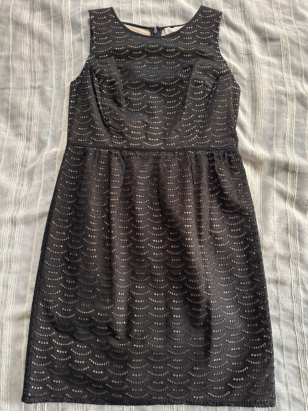 Ann Taylor LOFT Black Sleeveless Eyelet Overlay Sheath Dress | Women’s 4
